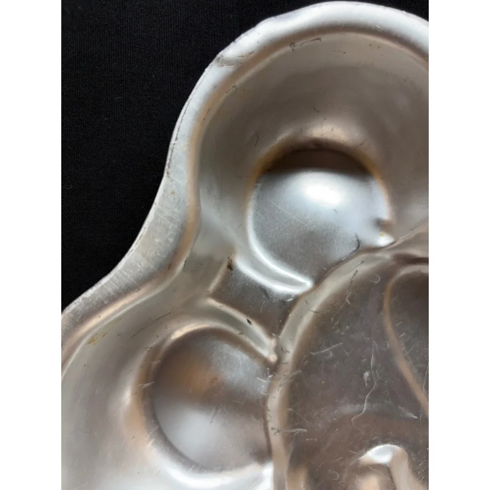 Wilton Mickey Mouse Full Body Cake Pan 1995 Vtg Disney Aluminum Mold 2105-3601